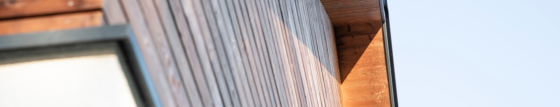 Virtual Showcase Cladding