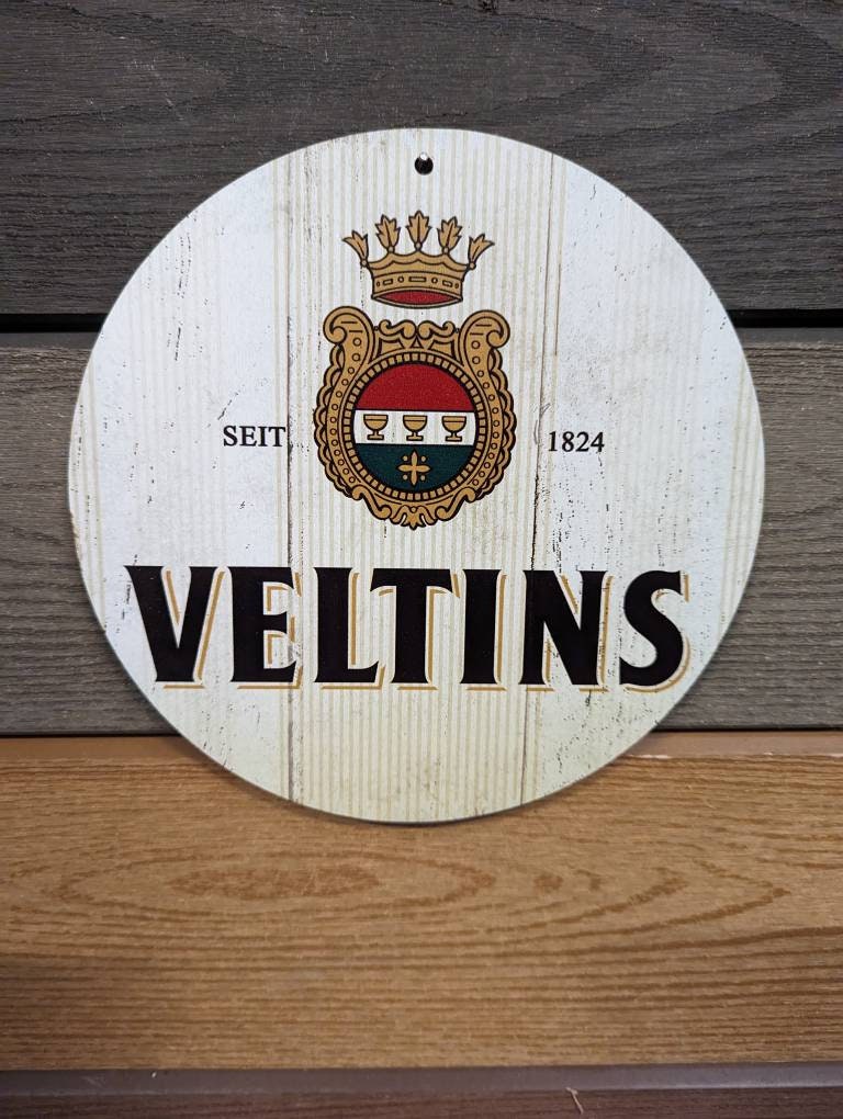 Veltins Wood Bar Signs Pub Man Cave Wall Sign Wooden Circle Plaques 19.5cm