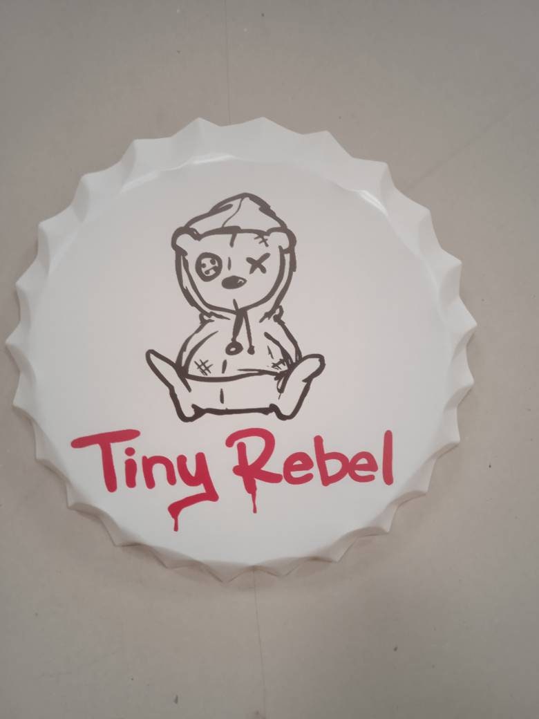 Tiny rebel bottle top large 35cm Bar Signs Pub Man Cave Wall Sign  Circle Plaques bottle cap gift